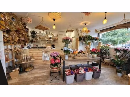 fond de commerce fleuriste 35m2