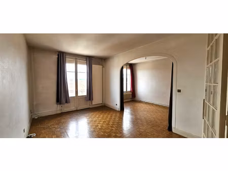 quartier proche marché couvert ensemble immobilier de 2 appa