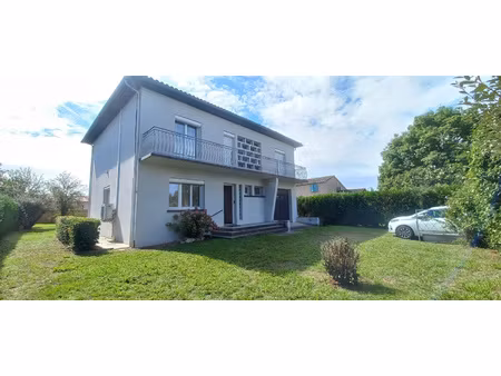 maison familiale 4 chambres 150 m2 sur un terrain de plus de