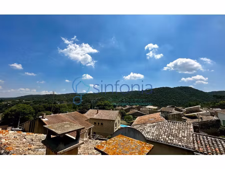 collias maison de village en pierre proche uzès dans le gard
