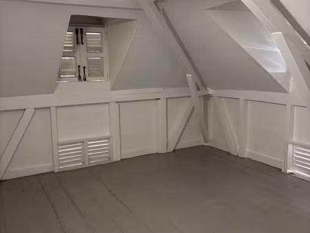 local de 11m2 a la location au centre de pointe a pitre