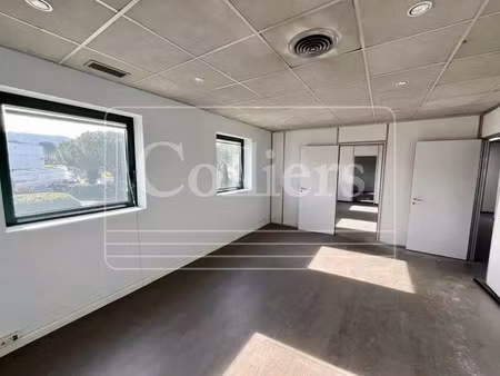 bureaux traversants à proximité des grands axes - za agavon