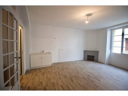 location appartement 1 pièce 36m²