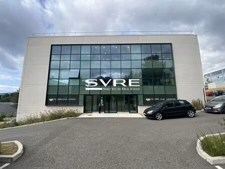 location local professionnel 96m² la ciotat 13600