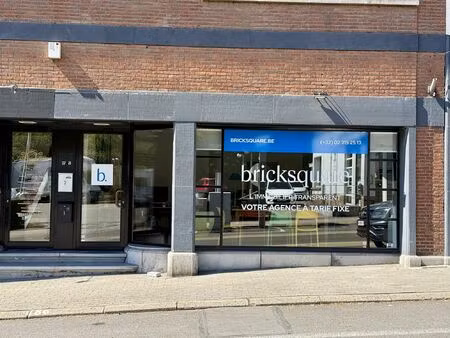 commercieel te huur in la hulpe