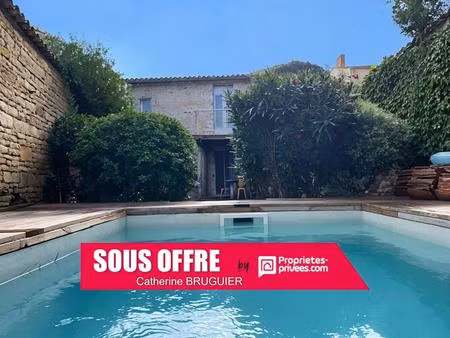 maison de charme centre marans 235 m2  6 chambres  2 garages piscine jardin