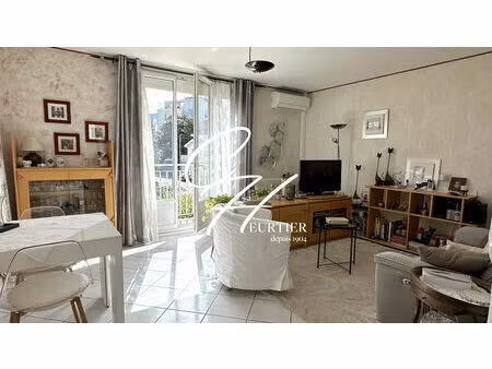 vente appartement 3 pièces 60m2 grenoble 38100 - 144000 € - surface privée