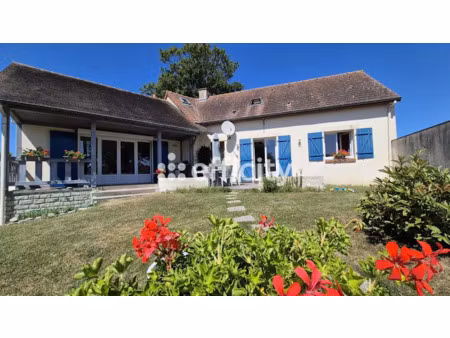 vente maison 8 pièces 150 m² à arromanches-les-bains (14117)  379 990 €