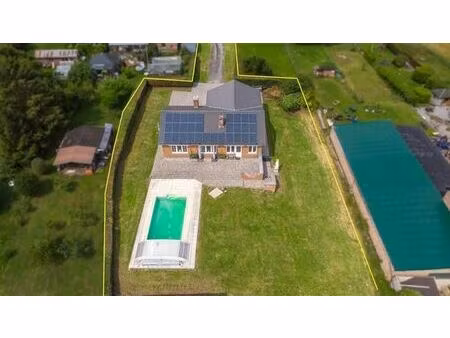 bungalow 4 chambres et piscine