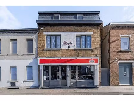 surface commerciale à vendre à place de la quairelle 4 jumet (vbd25775)