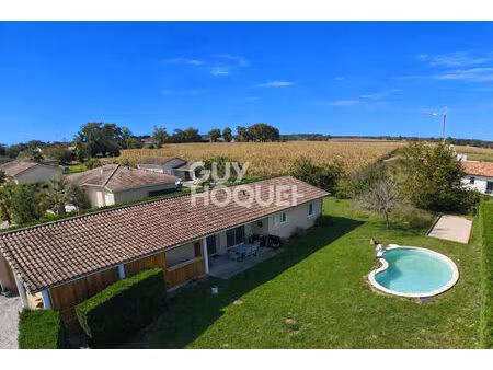 maison de plain pied proche d'hagetmau de 111 m² avec piscine