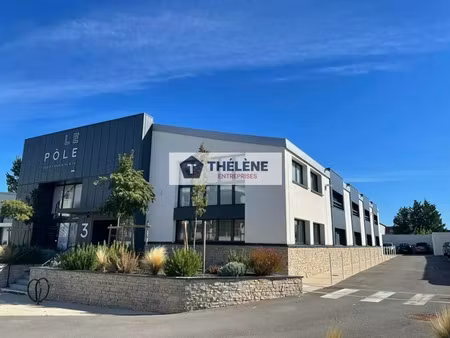 location local commercial 75m2 jacou 34830 - 2266 € - surface privée