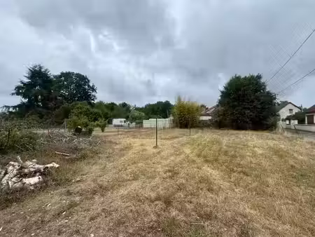 terrain à bâtir de 0 pièces principales