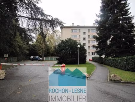 tassin - route de paris - garage ferme