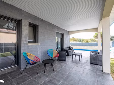 vente maison 7 pièces 196 m² à tresses (33370)  499 900 €