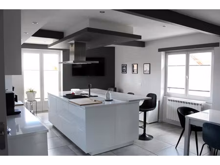vente maison 9 pièces 470 m² à arthaz-pont-notre-dame (74380)  1 264 000 €