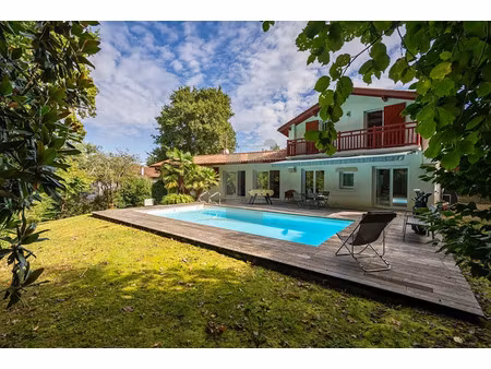 vente maison 7 pièces 185 m² à bassussarry (64200)  1 060 000 €