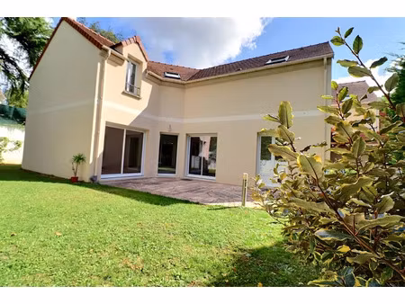 vente maison 6 pièces 166.16 m² à l'etang-la-ville (78620)  830 000 €