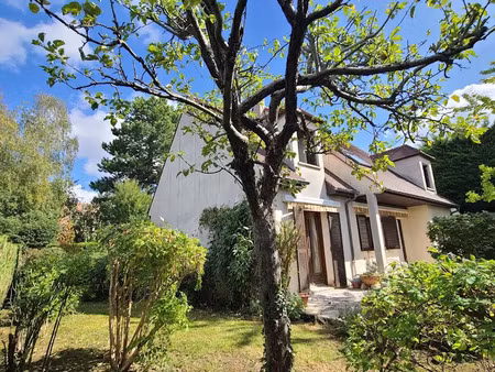 vente maison 8 pièces 169 m² à rueil-malmaison (92500)  1 150 000 €