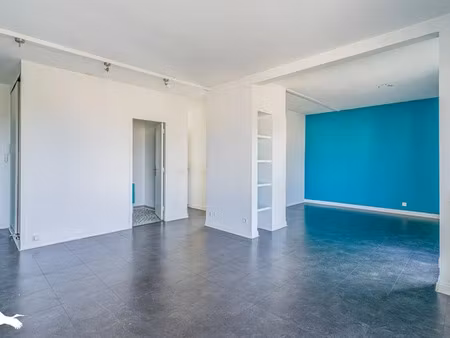vente appartement 5 pièces 94 m² à merignac (33700)  223 650 €