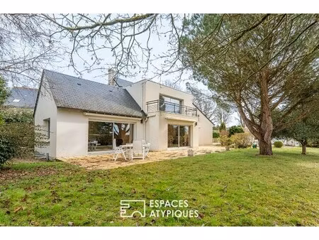 maison de luxe à vendre à saint-antoine-du-rocher