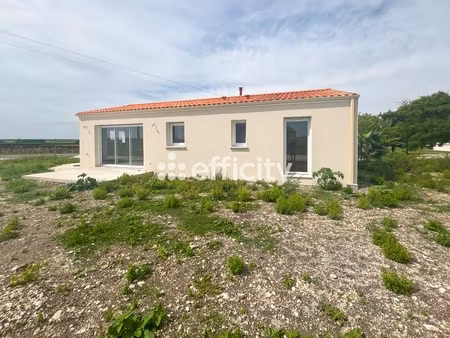 maison 3 pièces - 76 m²