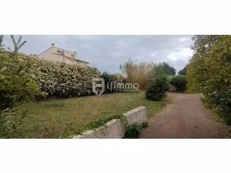 terrain constructible à vendre