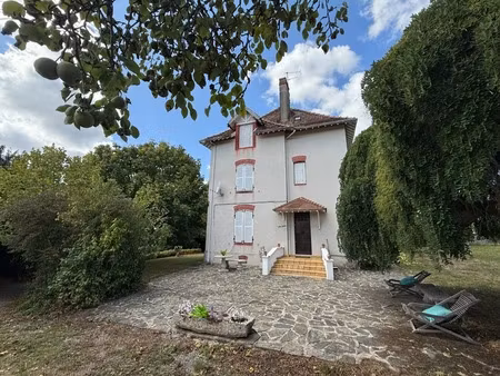 en exclusivite ! manoir de 170m² avec son annexe de 50m² et ses dépendances sur terrain de
