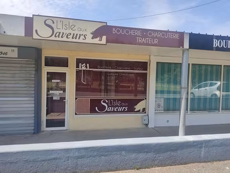 vente locaux professionnels à saint-leon-sur-l'isle (24110)  nan €