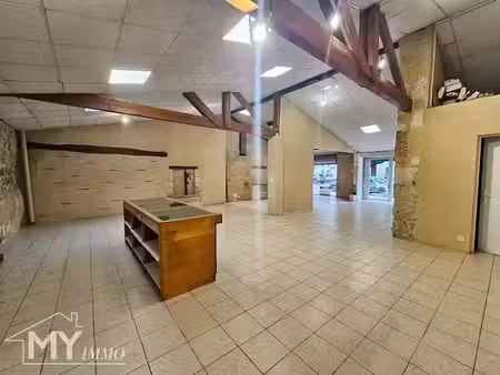 vente locaux professionnels 2 pièces 132 m² à sainte-foy-la-grande (33220)  82 000 €