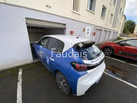 location garage box et parking à saint-lô (50000) : à louer / saint-lô