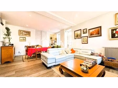 grande maison de village rénovée dans un village viticole renommé