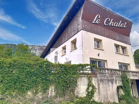 maison t10 corveissiat à vendre