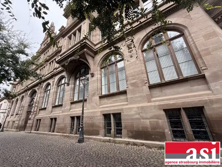 beau localprofessionnel de 90 m²