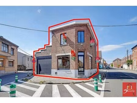 *option* super visibilite - belle maison de commerce avec ap