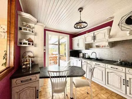 vente maison à neuville-sur-sarthe (72190) : à vendre / 116m² neuville-sur-sarthe