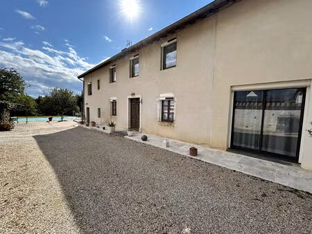 vente maison 6 pièces  170.00m²  viré