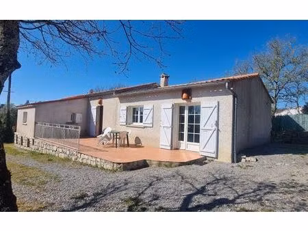 location maison  m² t-3 à saint-alban-auriolles  860 €