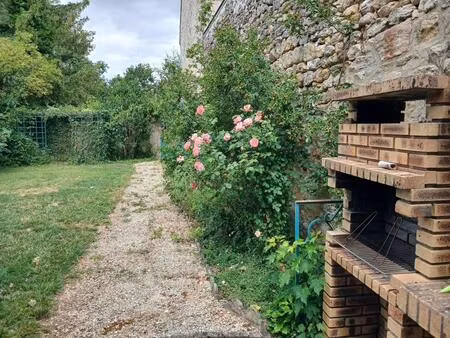 boissy l'aillerie meme - maison ancienne de 8 pieces avec joli jardin a 5 mn a pied de la 