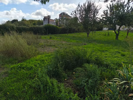 terrain constructible proche bourg