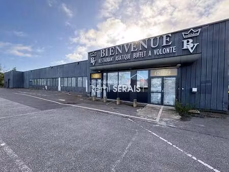 location bureaux et commerces à flers (61100) : à louer / 1080m² flers
