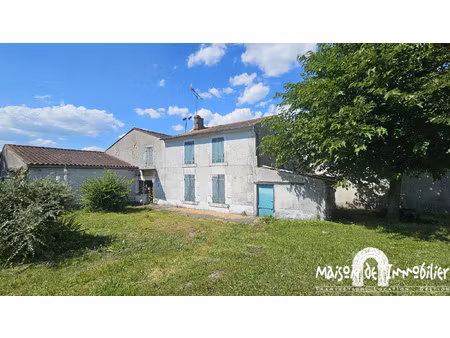 a vendre à genté (charente) - maison à réhabiliter - 123m2