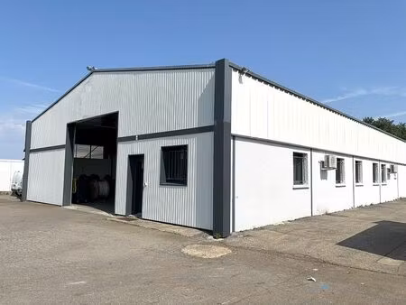 location local d'activités cugnaux 625 m²