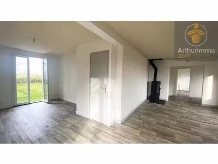 vente maison de village 5 pièces 98 m2 à saint-léonard-en-beauce