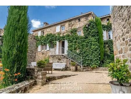 maison de luxe à vendre à peaugres : 550 000 € | 472m²
