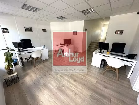 location local commercial 74m² troyes 10000