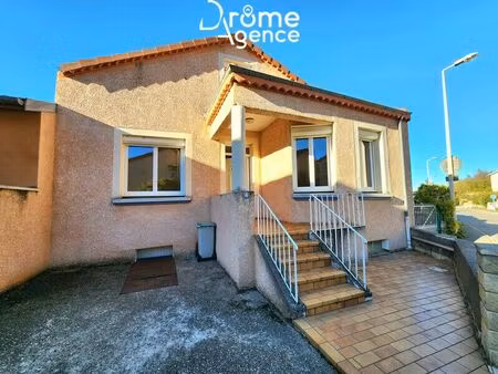 location maison 4 pièces 83 m² à châteauneuf-sur-isère (26300)