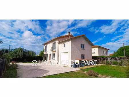 vente maison 6 pièces 122m2 royan 17200 - 340000 € - surface privée