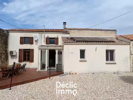 vente maison bercloux 17770 - - surface privée