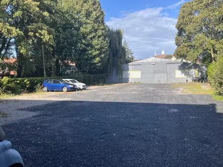 local d'activite a louer